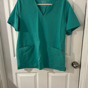 Figs Women's Surgical Green Scrub Set